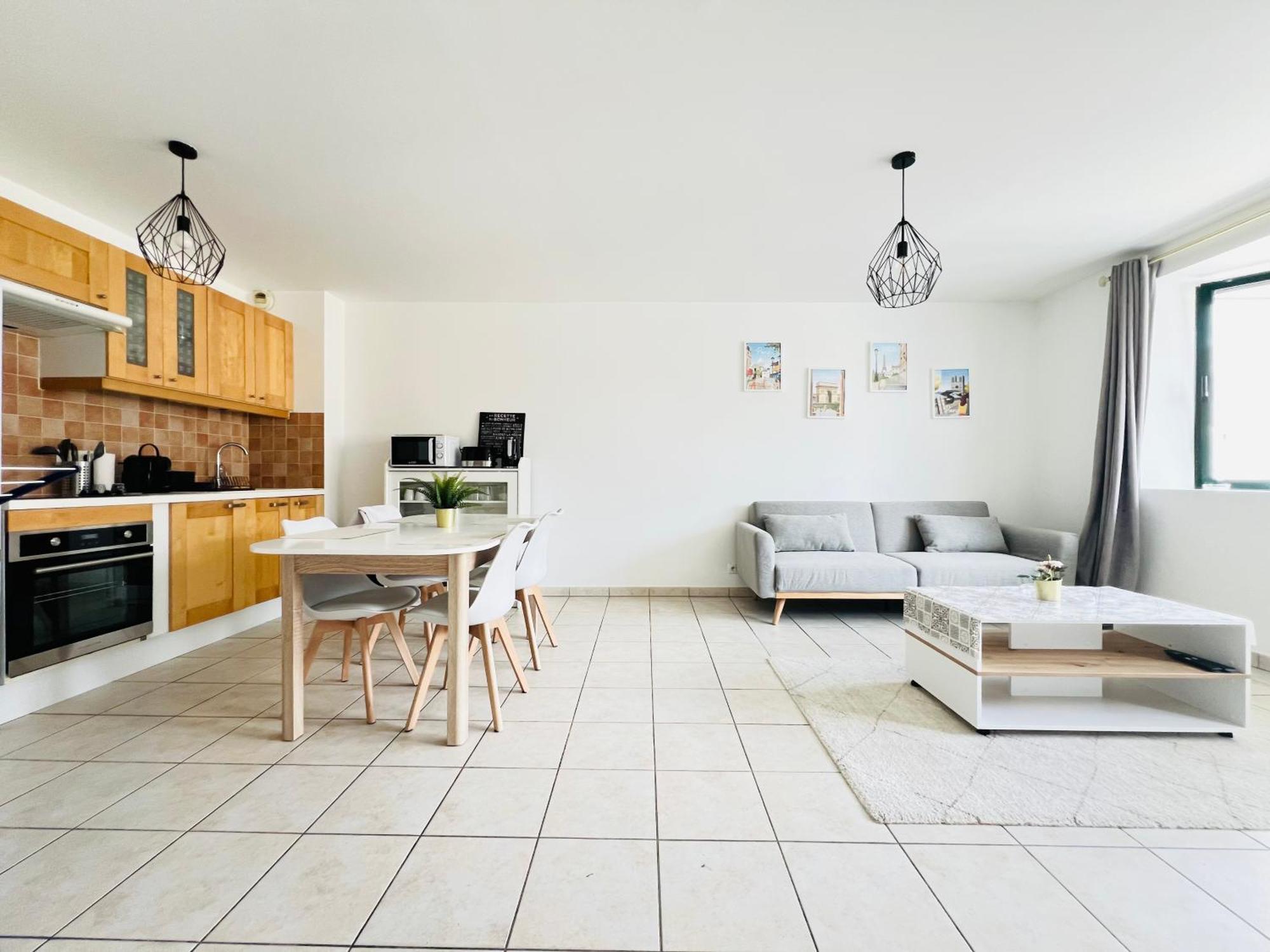 Appartement Coquelicot 25Km Paris Et Disney Pontault-Combault Bagian luar foto